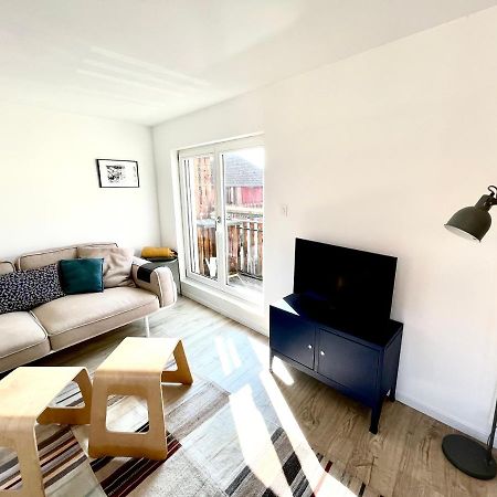 Sous Les Toits Avec Garage Et Terrasse A Ribeauville Kültér fotó