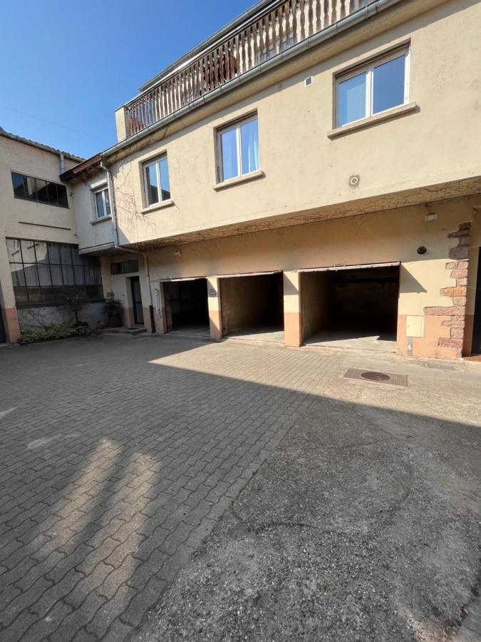 Sous Les Toits Avec Garage Et Terrasse A Ribeauville Kültér fotó